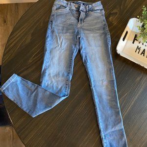 Wallflower skinny jeans